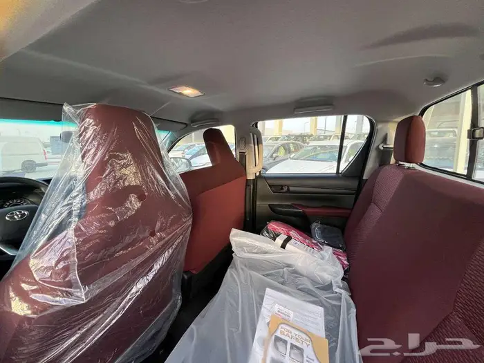 تويوتا هايلوكس غمارتين ديزل دبل GL2 م 2025 - سعودي 8