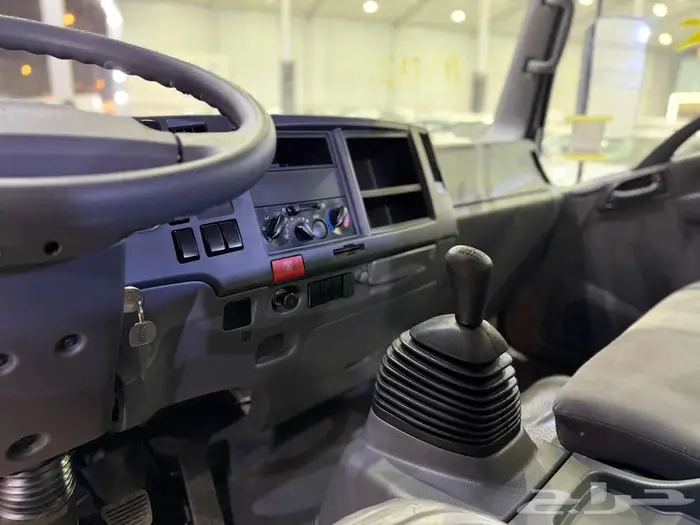 إيسوزو دينا 6 طن شاص قصير 2025 6