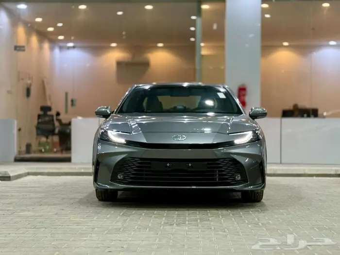 تويوتا كامري E ستاندر هايبرد 2025 - سعودي 0