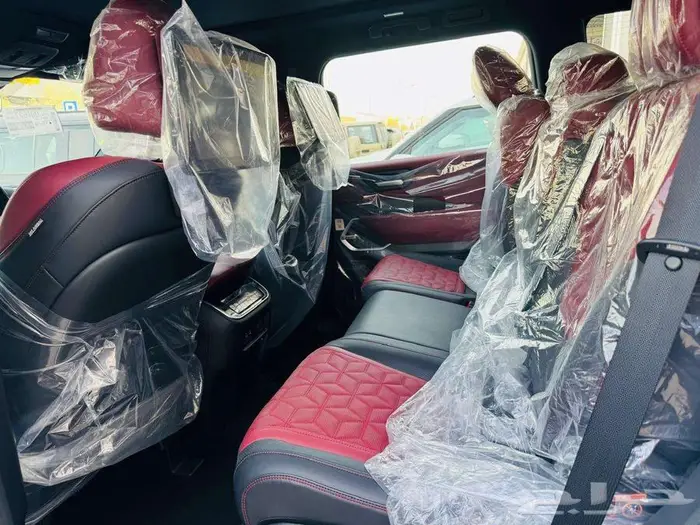 عرض خاص نيسان باترول - بلاتينيوم - توين تيربو - 2026 3