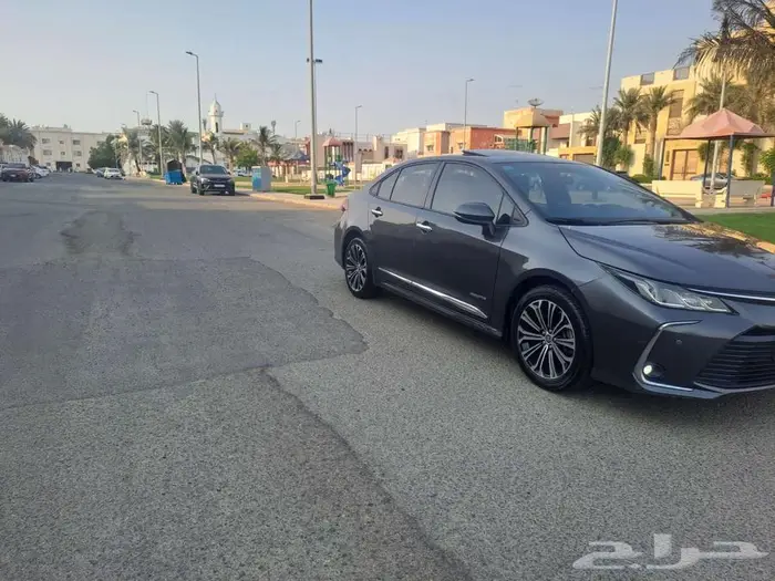 للبيع تويوتا كورولا 2022 فل 6