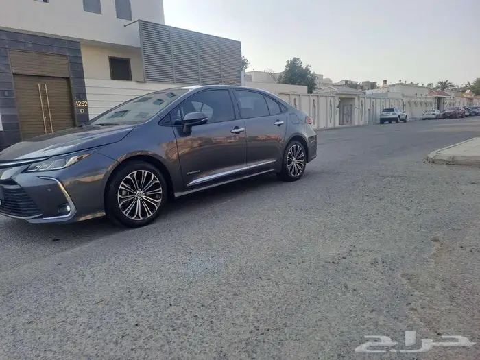 للبيع تويوتا كورولا 2022 فل 1