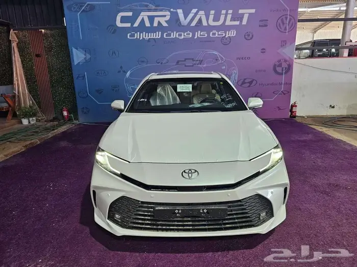 تويوتا - كامري - 2025 - LE بنزين - سعودي . جميع الالوان 0