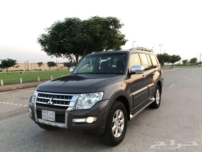 باجيرو موديل 2017 فل مالك اول ممشي قليل مخزن 3