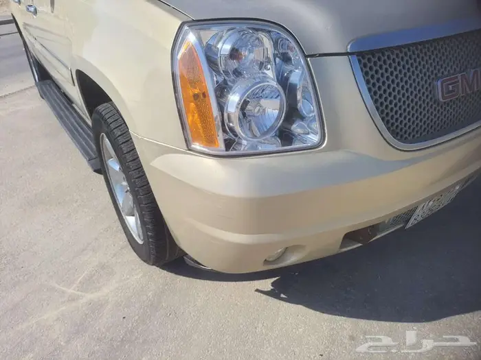 يوكن XL 2009 SLT 14