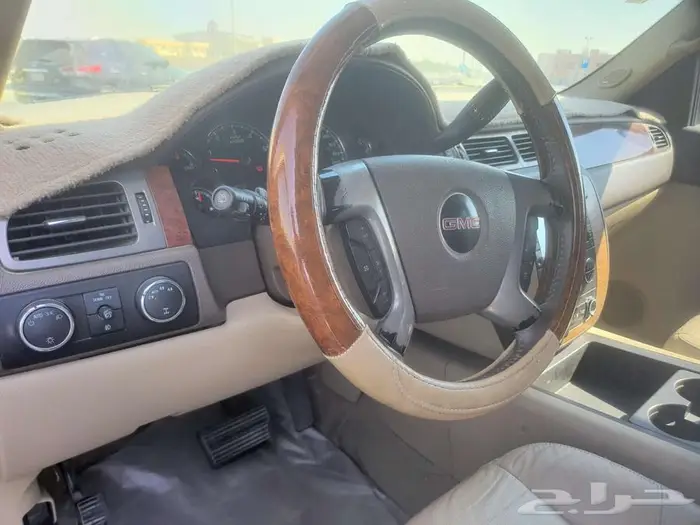 يوكن XL 2009 SLT 24