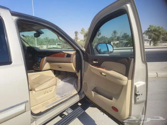 يوكن XL 2009 SLT 11
