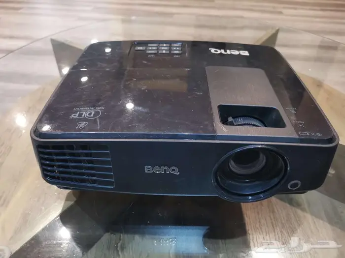 بروجكتر نوع BenQ 1