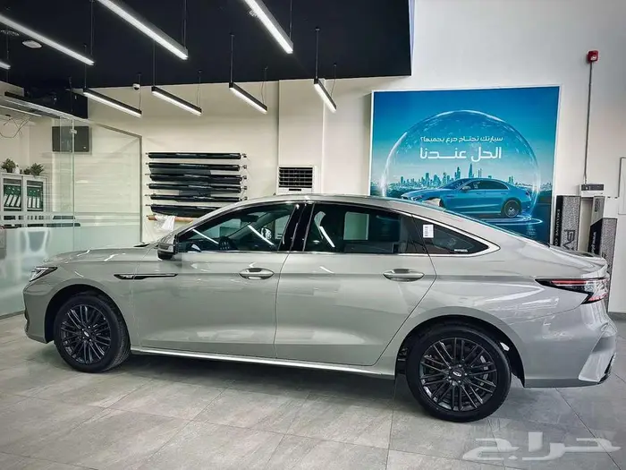 شيري اريزو 8 2025 مظهر انيق أداء يفوق التوقعات كاش وتقسيط 2