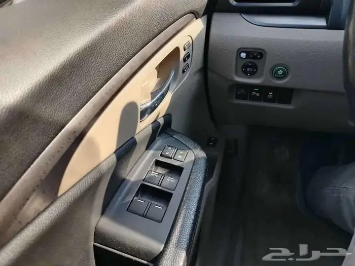 هوندا بايلوت EX-L - 2016   صيانة وكالة كاملة - مالك اول 12