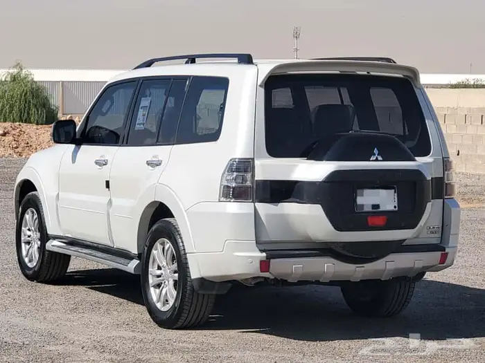 متسوبيشي باجيرو 2016 6