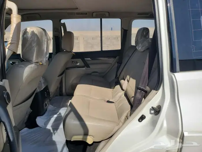 متسوبيشي باجيرو 2016 13