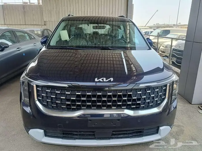 كيا كارنفال نص فل موديل 2026 كاش وتقسيط 4