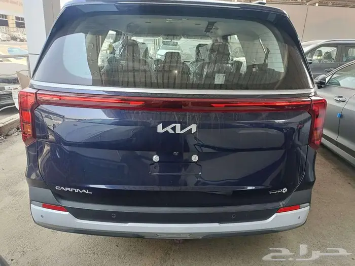كيا كارنفال نص فل موديل 2026 كاش وتقسيط 6