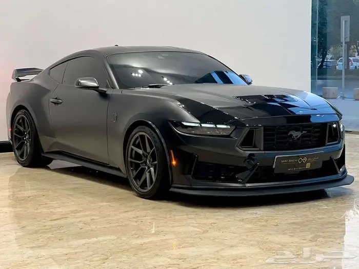 FORD MUSTANG DARCK HORSE 0