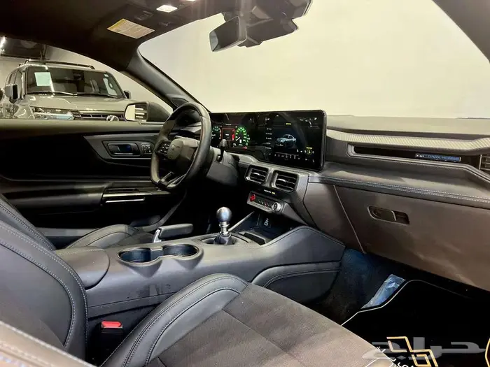 FORD MUSTANG DARCK HORSE 7