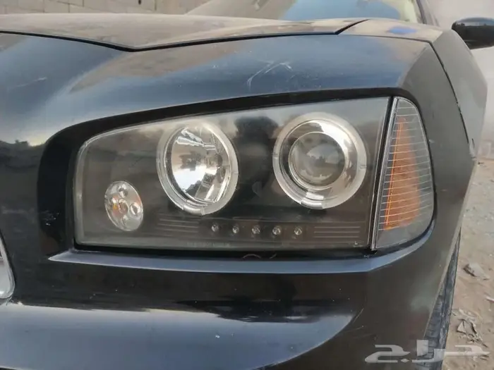 للبيع اصطبات وشمعات تشارجر 2010 8