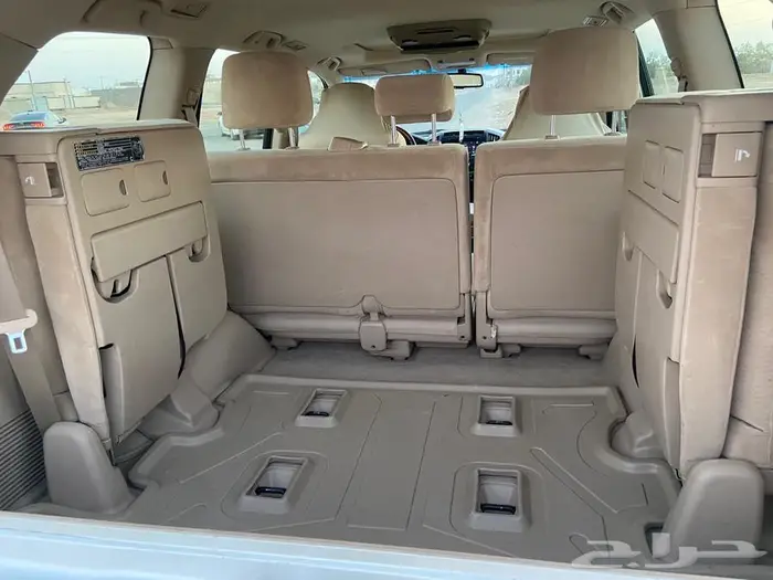 جيب لاندكروزر 4