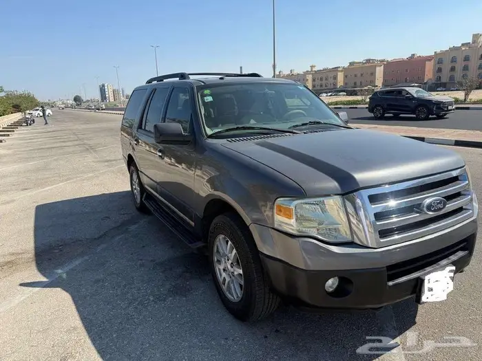 فورد اكسبيدشن 2013 8