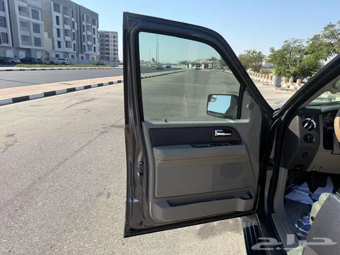 فورد اكسبيدشن 2013 14