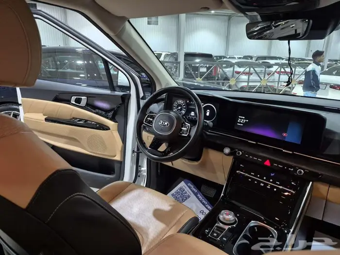 كيا كرنفال 2021 فل كامل Kia Carnival 2021 Full Option 14