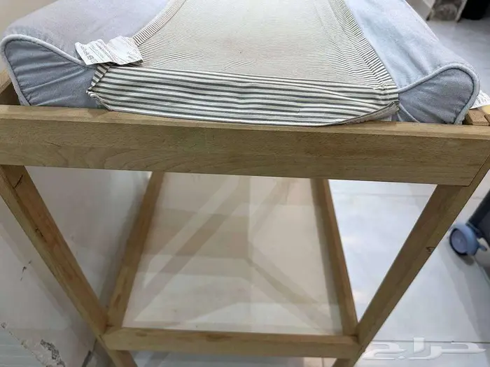 طاولة تغيير ملابس للاطفال والرضع 0