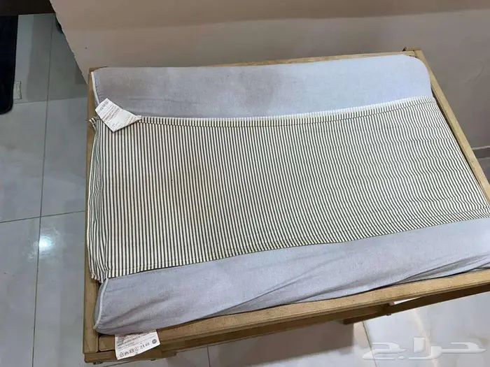 طاولة تغيير ملابس للاطفال والرضع 2