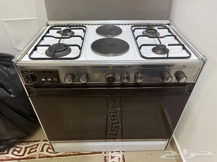 فرن 6 عيون للبيع على السوم 0