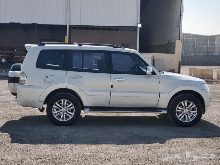 متسوبيشي باجيرو 2016 7