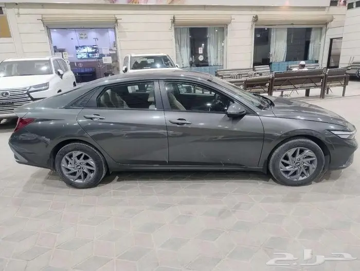 هونداي النترا 1.6موديل 2023 وموديل 2024مختلف الالوان(مستعمل) 6