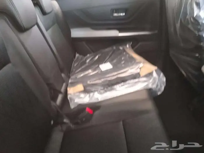 تويوتا فيلوز GLX بنزين 2025 4