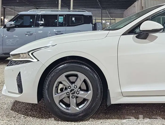 كيا K5 .. 2023 11