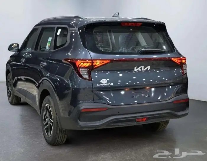 كيا كارينز استندر 2025 ( شاشة وكاميرا ) 10