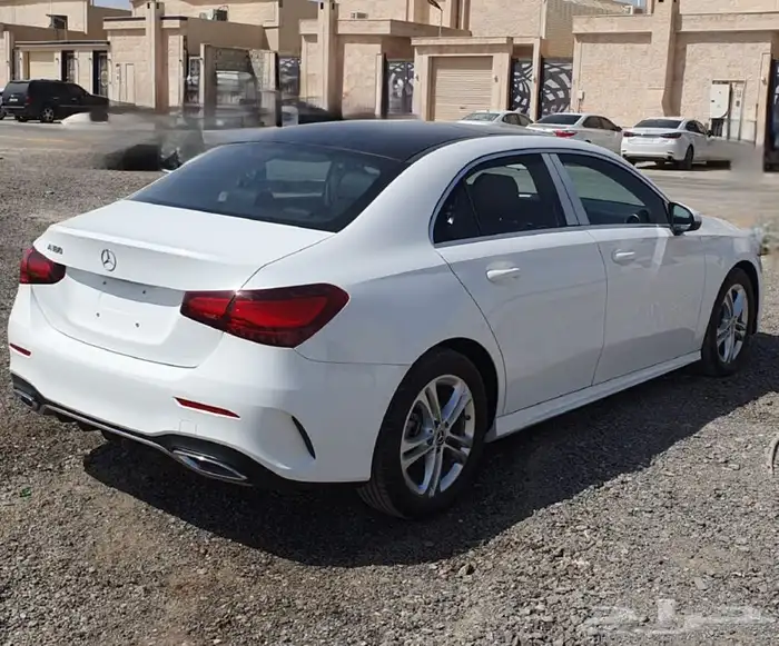 مرسيدس A180 2023 11
