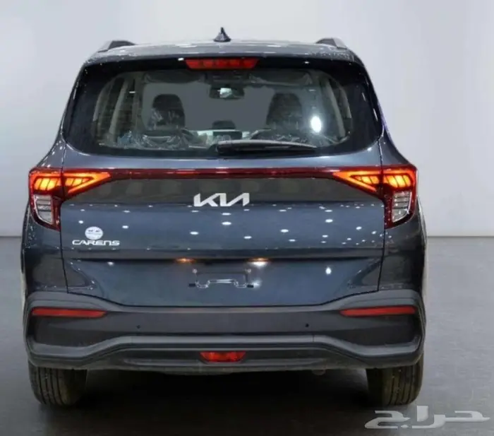كيا كارينز استندر 2025 ( شاشة وكاميرا ) 12
