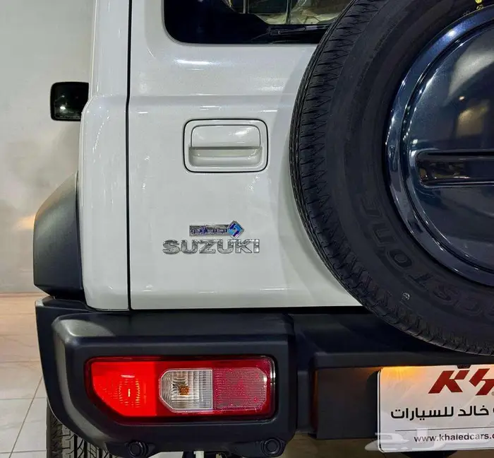 سوزوكي جيمني 2025 كاش واقساط لدى شركة خالد للسيارات 8