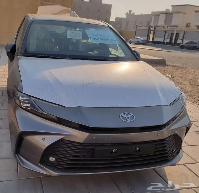كامري LE 2025 اصفار سعودي 5