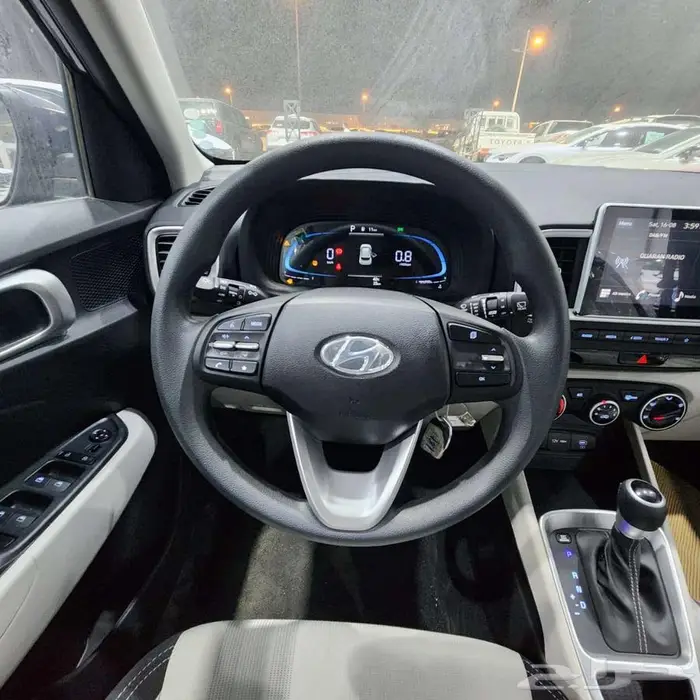 هيونداي فينيو سمارت 2024 عرض خاص كحلي السعر 56350 6