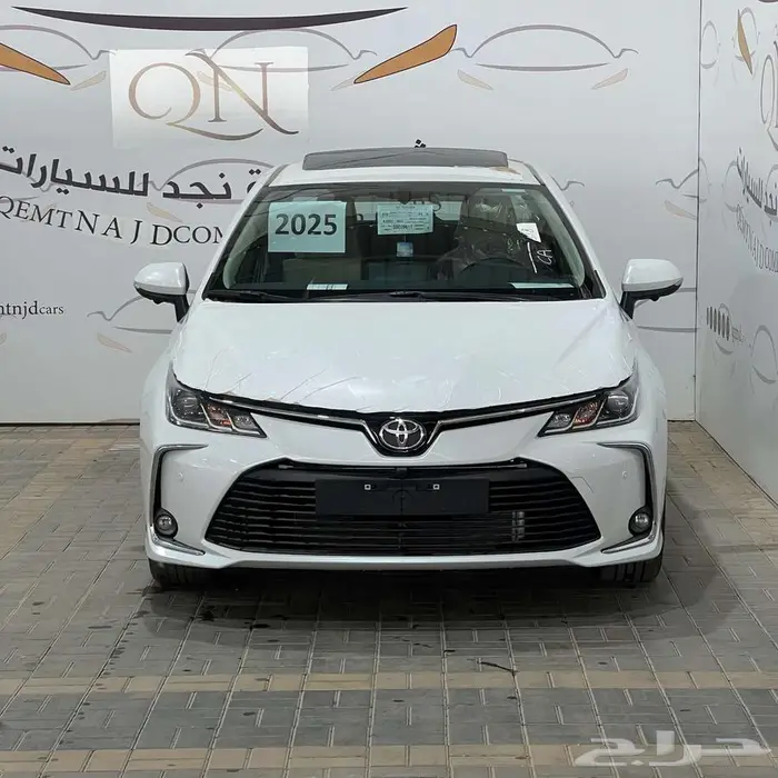 تويوتا كورولا XLI م2.0 مطور جنوط فتحة سقف 2025 1