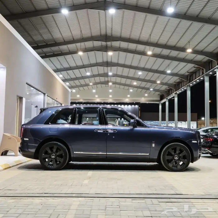 رولز رويس كولينان موديل 2019 ناغي ممشي قليل 3