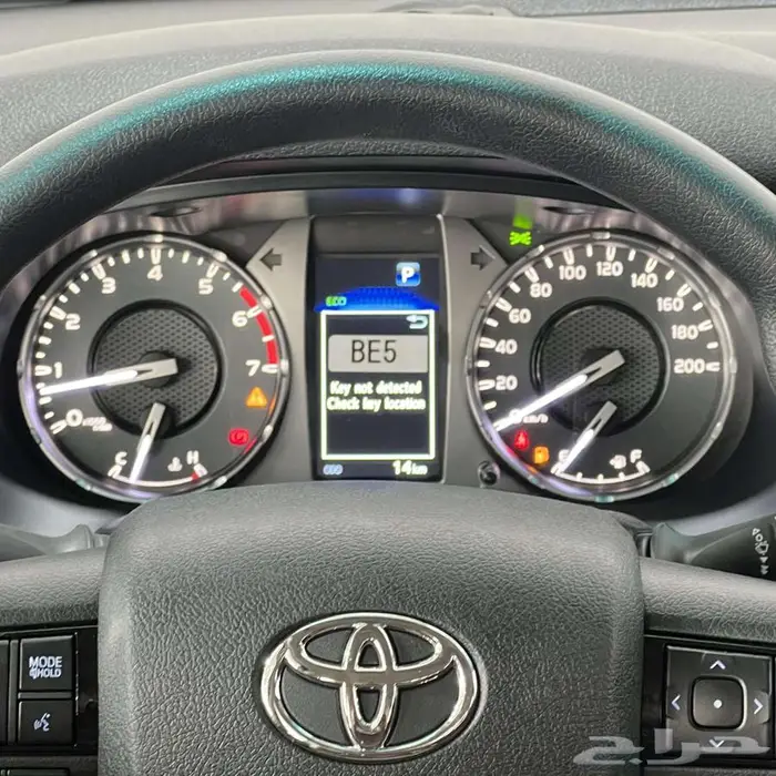 تويوتا هايلوكس SGLX م2.7 تماتيك بنزين 2025 9