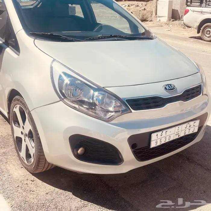 كيا ريو هاتشباك 2015 للبيع 3