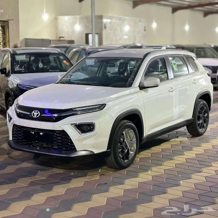 تويوتا اوربان استاندر 2026 0