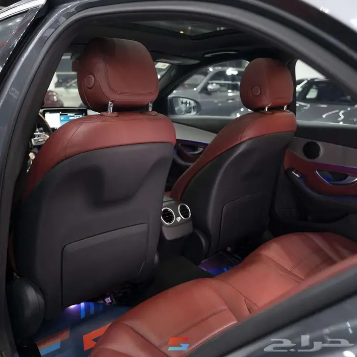 مرسيدس C200 موديل 2019 10