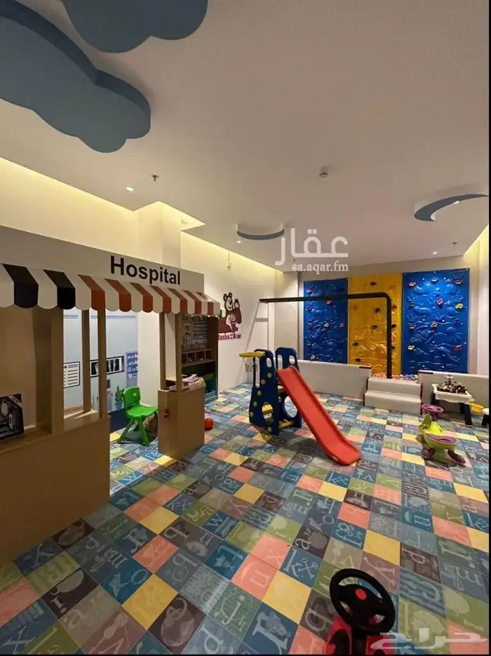 للايجار شقة بحي الرمال (الخنيني) مشروع الرمز غرفتين وصالة 8