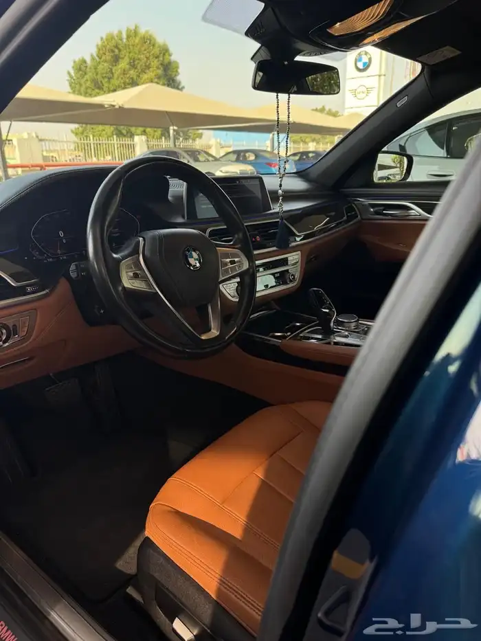 بي ام دبليو ممشى قليل 730 2021 11