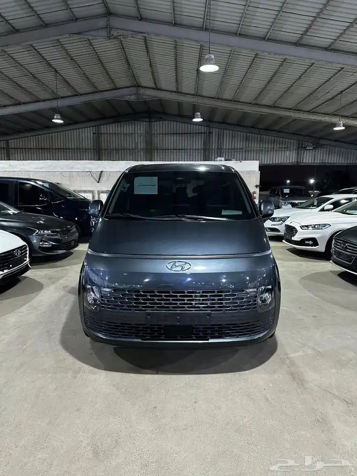 هيونداي ستاريا رصاصي 2022 ديزل بطاقة جمركية وارد كوريا 2