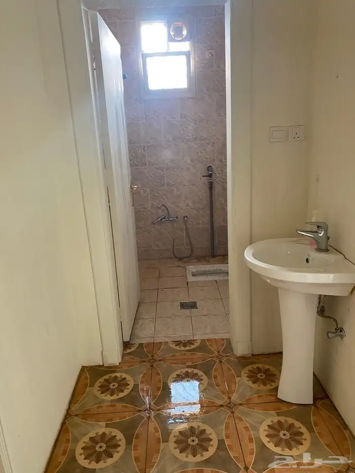 للبيع شقة على شارع البخاري 1