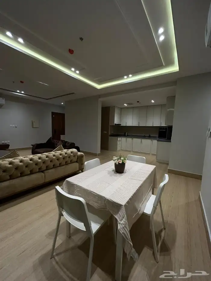 شقة للايجار المنطقة الشرقية الخبر الحمراء 16