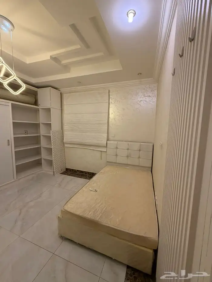 شقة للإيجار 5 غرف بحي الزهراء 20